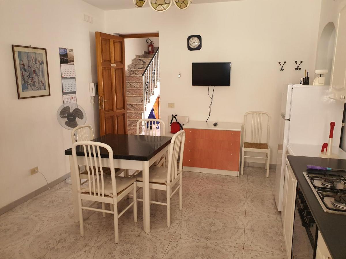 Case Vacanza Armando "Lipari" Canneto  Zimmer foto